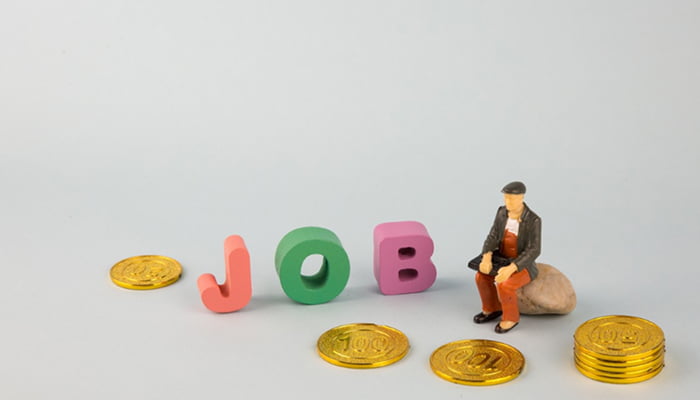 9 High-Paying Jobs You Can Get Without a Degree in 2025